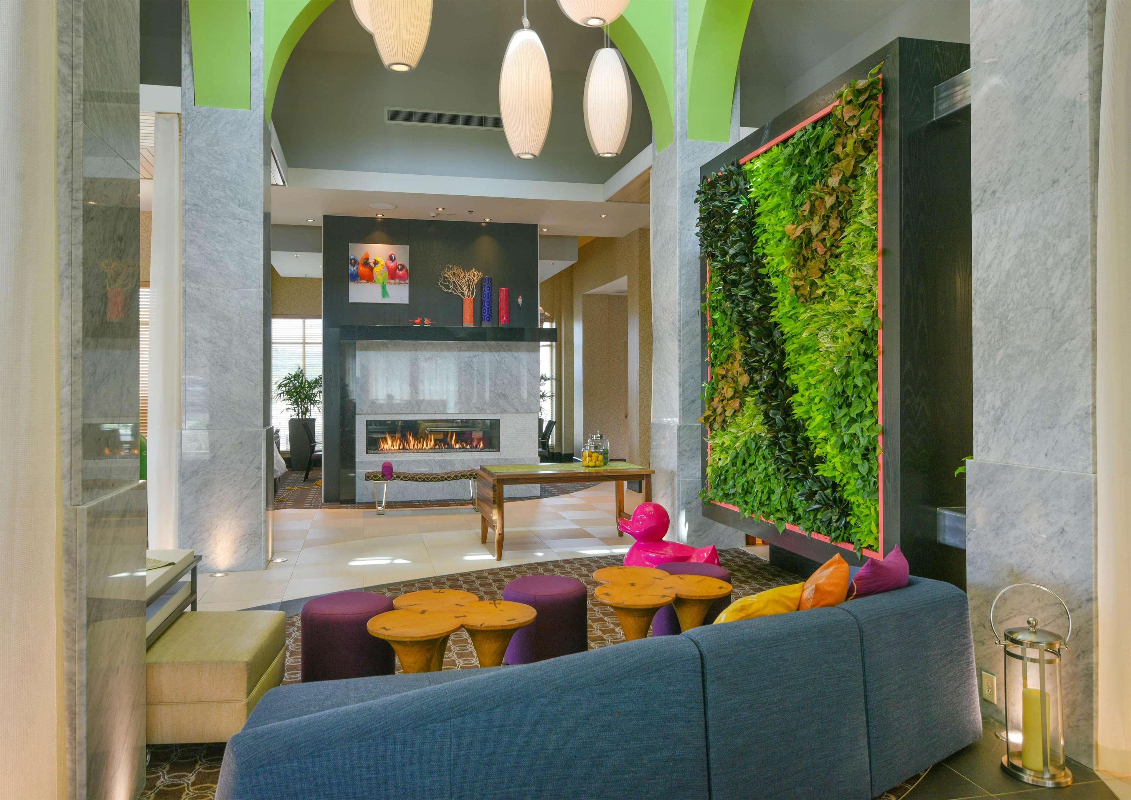 Hilton Garden Inn Raleigh/Crabtree Valley מראה חיצוני תמונה