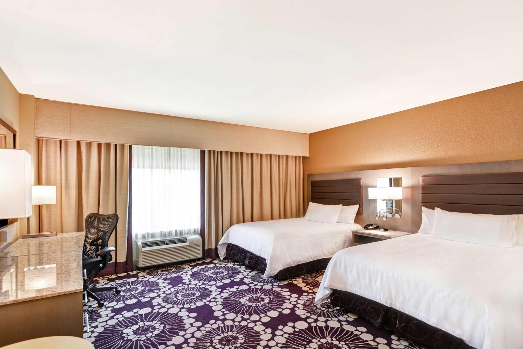 Hilton Garden Inn Raleigh/Crabtree Valley מראה חיצוני תמונה